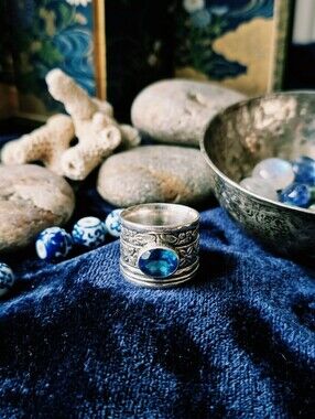 Solid Sterling Silver Spinner Ring with Blue Oval Gemstone